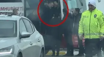 Cumhurbaşkanı Erdoğan’ın Otobüsünü Durduran Fotoğraf: Anlam Yüklü Bir An