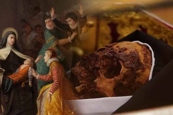 Aziz Teresa’nın Mumyalanmış Bedeni 111 Yıl Sonra İlk Kez Ziyarete Açıldı